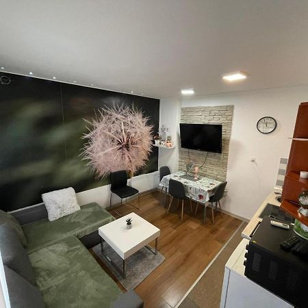 Cozy 1B Apartment Vera-Self Check In Zagreb Ngoại thất bức ảnh
