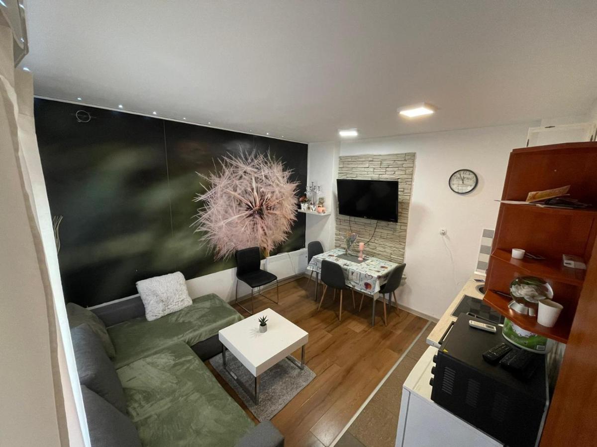 Cozy 1B Apartment Vera-Self Check In Zagreb Ngoại thất bức ảnh